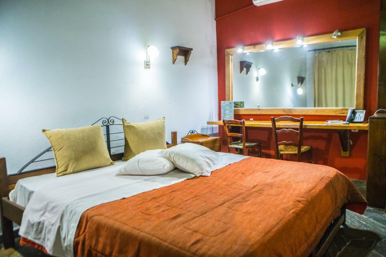 Oikoperiigitis Hotel 케르키니 외부 사진